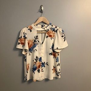 Cutout Floral Top!